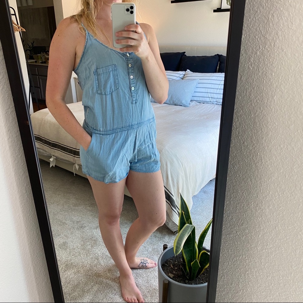 Love stitch Chambray Romper